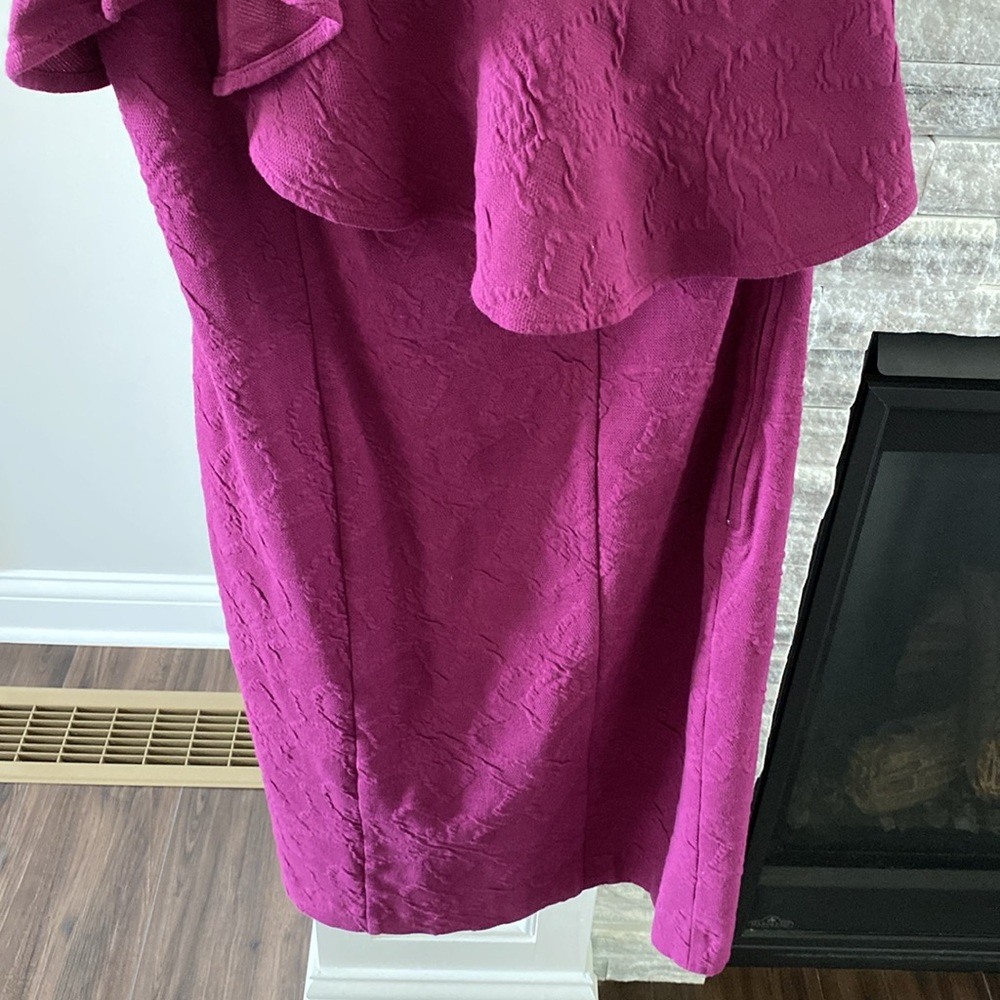 Lilly Pulitzer Bordeaux one shoulder dress - Picture 4 of 6